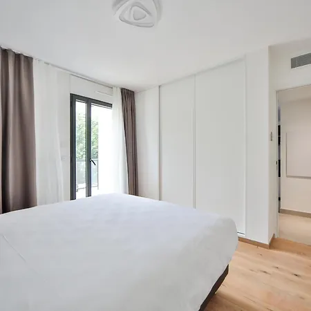 Apartment Blue Nights 71 Chennevieres-sur-Marne